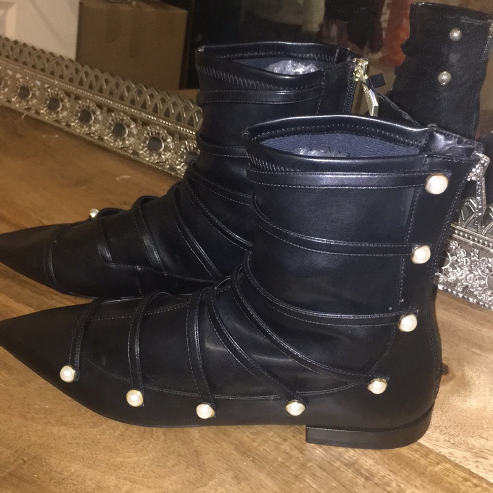 Zara Pearl/Gold Leather Pointed Toe Zipper Boots